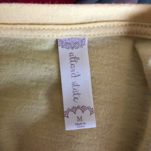 v-neck basic tee - Picture 3 of 3